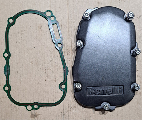 Cubre Distribución Benelli 600 1