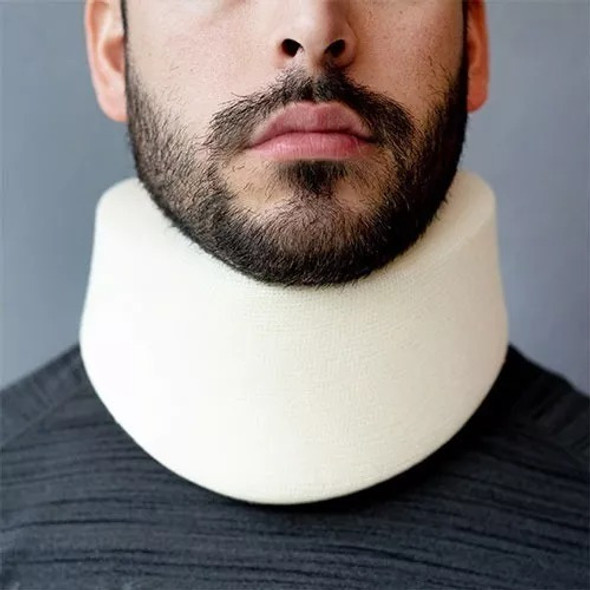 Cuello Collar Ortopedico De Schanz Blando Cervical Regulable 1