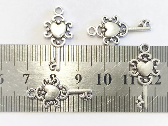 35 Dijes Llave Antigua Metal Artesanias Bijouterie Souvenirs 1