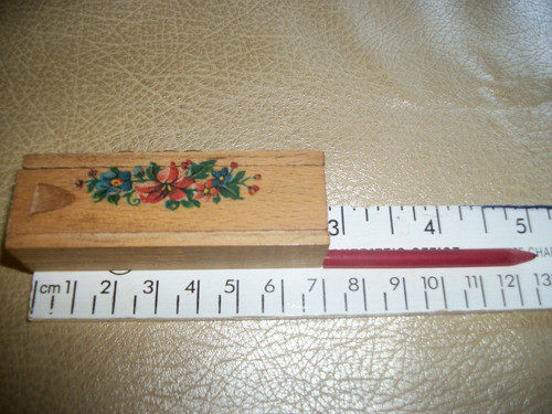 Antiquísimo Portalápices De Madera: Miniatura Para Colección 0