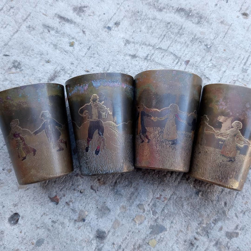 4 Antiguos Vasitos Copitas Suecas Ornamentik Eskilstuna 0
