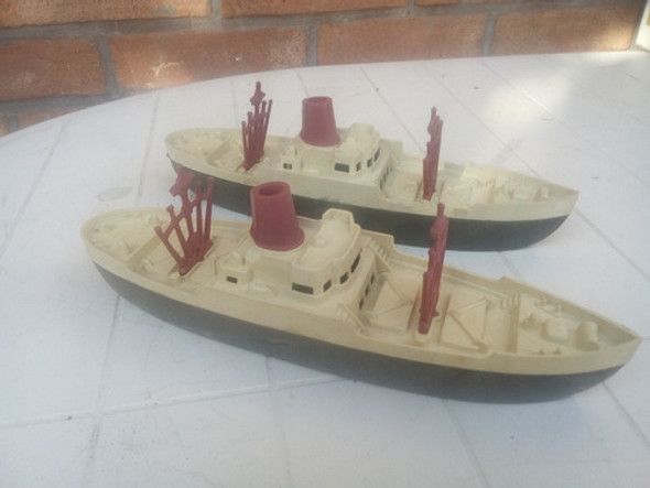 Antiguo Barco Transatlántico En Plástico Duro Años 50 Aprox. 1