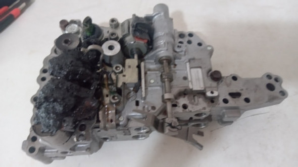 C/de Válvulas Queimado Com Bomba De Óleo E Selonoid Jf011 0 C/de Válvulas Queimado Com Bomba De Óleo E Selonoid Jf011 0