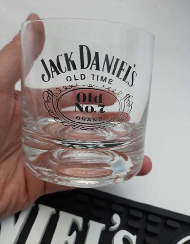 Combo Jack Daniels Esterilla Bar Mat + 2 Vasos Grabados 1