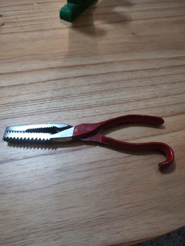 Instrumento De Pesca Para Manipular Anguilas. 0