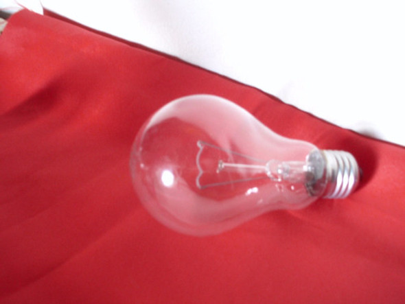 Lampara Luz 150 W. Marca Leuci, Made Italy,230 Volt 1 Lampara Luz 150 W. Marca Leuci, Made Italy,230 Volt 1