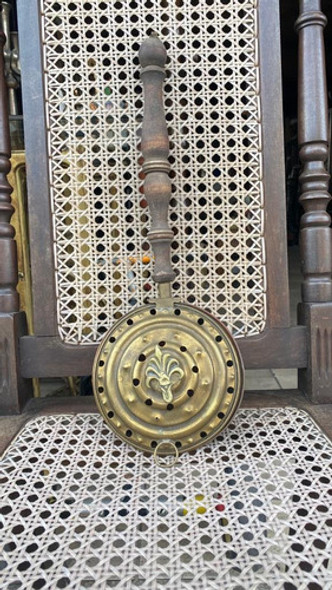Antigo Aquecedor. 0