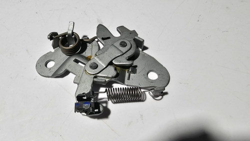 Cerradura De Capot Peugeot 405 Nuevo Original 1
