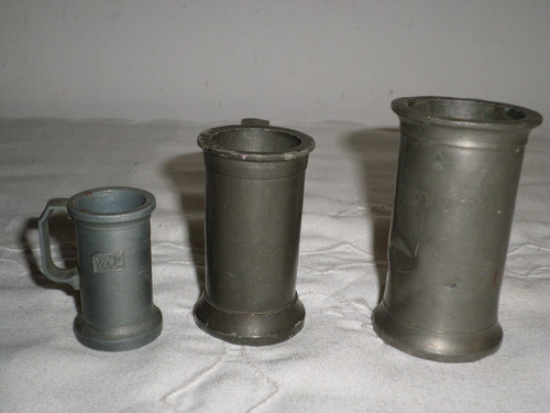 Antiguos Jarritos Medidores De Peltre De Coleccion Decilitro 1