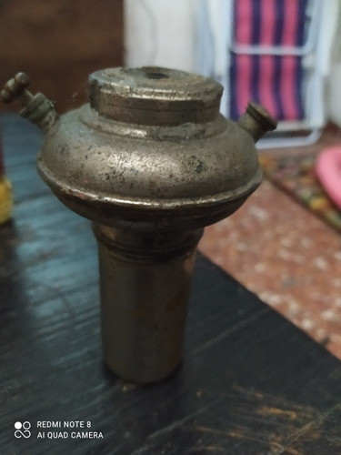 Antigua Lampara A Kerosene Miniatura 1