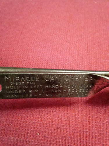 Antiguo Abrelatas Inglés  Miracle Can Openner. Inglaterra. 1