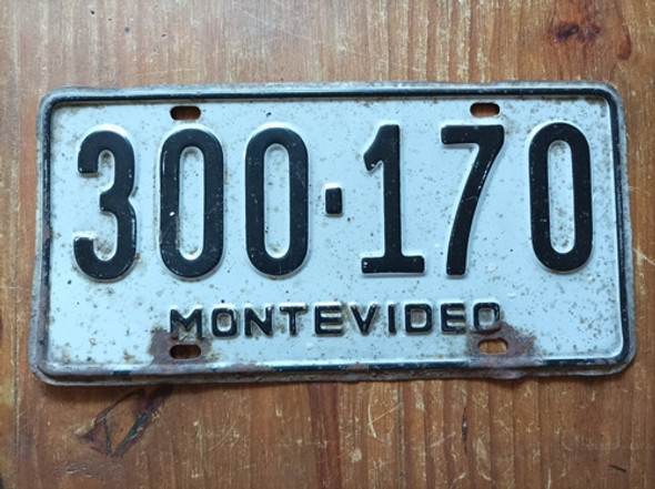 Chapa Matrícula Antigua De Montevideo (blanca 0