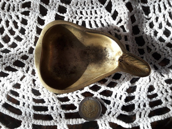 Cenicero Bronce Macizo Forma Fruta Pera 1