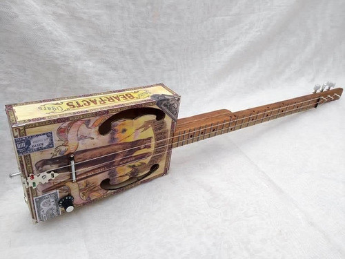 Cigar Box Guitar Bear Facts 3cordas 0