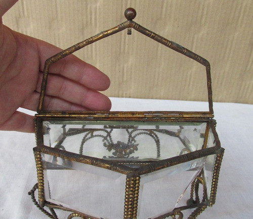 Antiguo Alhajero Bronce Y Vidrio Biselado A Restaurar 1