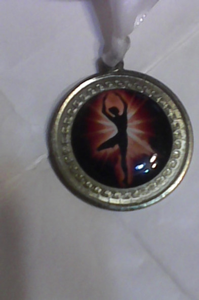 Medalla Concurso Baile Labrada - Diámetro :3  Cm.  Hermosa¡¡ideal Para Regalar A Las Pequeñas Bailarinas De La Familia- 1 Medalla Concurso Baile Labrada - Diámetro :3  Cm.  Hermosa¡¡ideal Para Regalar A Las Pequeñas Bailarinas De La Familia- 1