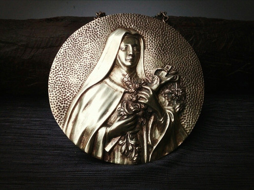Imagen En Medallon De Bronce Con Cadena De Santa Teresita 0