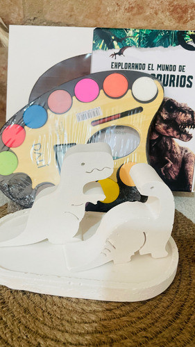 Dinosaurios En Cemento Blanco. Pack + Acuarelas Dalí 1