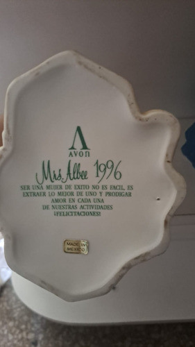Estatuilla Trofeo Mrs Albee Avon 1996 Porcelana 1