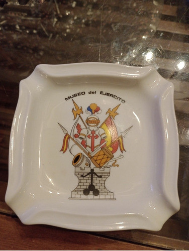 Cenicero Porcelana Retro Museo Del Ejército Cartagena 0