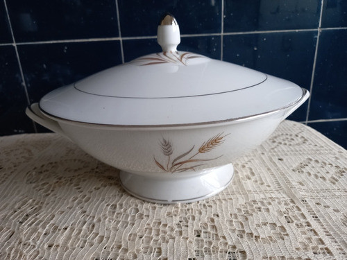 Finísima Sopera De Porcelana Japonesa En Impecable Estado 0