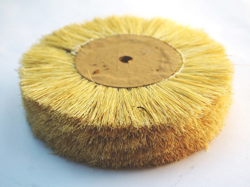 Combo Cepillo De Pita 6 X 1 + Pasta Amarilla P/ Pulir Metal 0