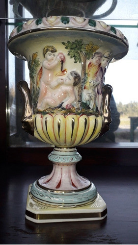C.a Antiguo Gran Copón En Porcelana Capodimonte Sellado 1