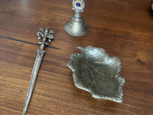 Campana De Bronce Club De Leones 1