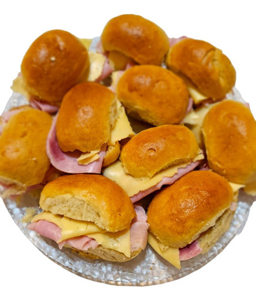 Pizzabella. 50 Chips Jamón Y Queso O  Salame Y Queso 0