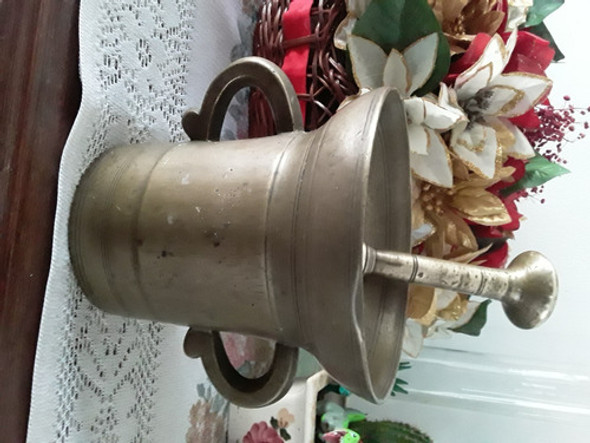 Antiguo Mortero De Bronce Con Su Pilón 1 Antiguo Mortero De Bronce Con Su Pilón 1