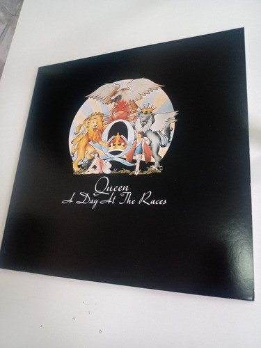 Lp Queen A Day At The Races Capa Dupla Com Encarte Importado 0