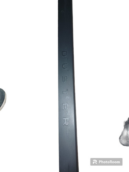 Embellecedor Inferior De Luneta Renault Oroch 0