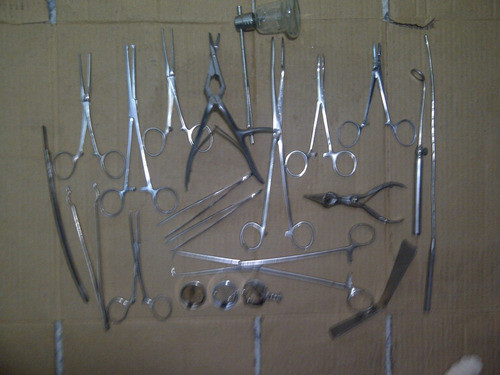 Pinzas Y Elementos Medicos  (envio A Carg Del Compr) 0