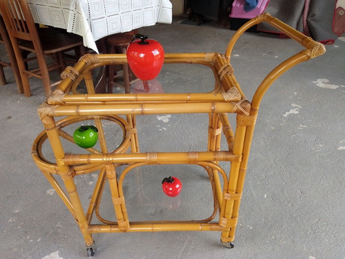 Carrinho De Chá Em Bambú. Diferenciado E Ótima Conservação. 0