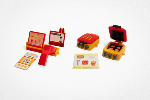 Juguetes De La Cajita Feliz Jugando A Mcdonalds X 2 Unidades 0