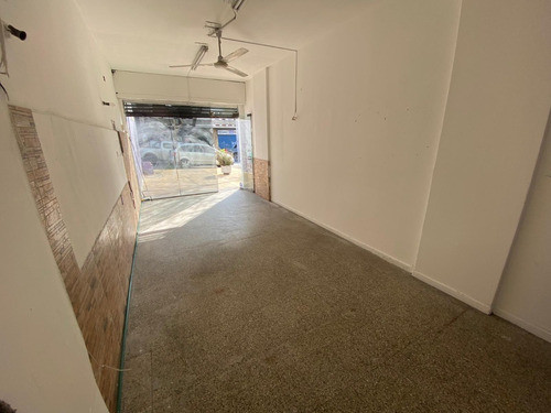 Imperdible Local Comercial - Excelente Ubicacion 0