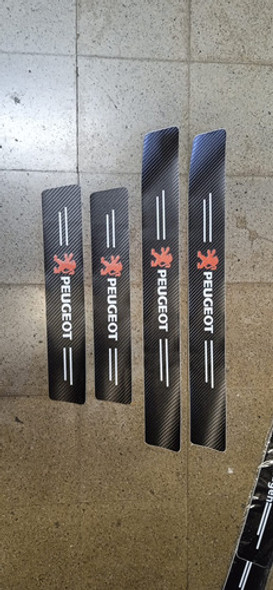 Protector Cubre Zocalo Auto 4 Puertas Peugeot 1