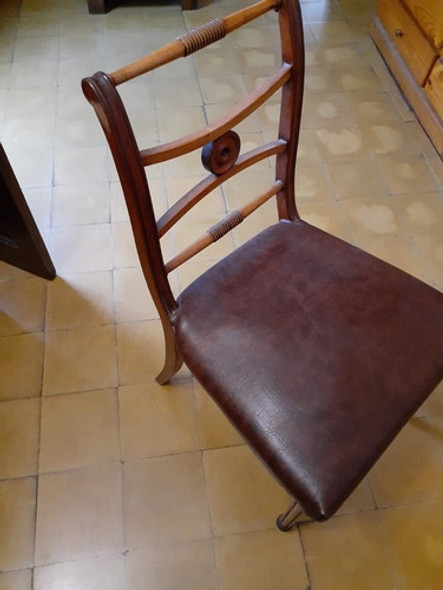 Silla Antigua De Madera 1