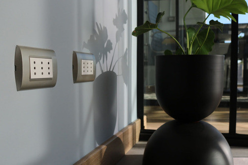 Plaqueta Atenea Plus Con 2 Tomas 3 En Linea 1