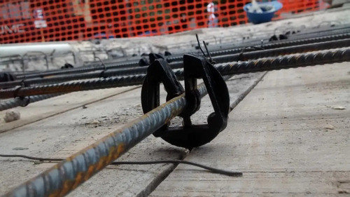 A-7 Separador Hormigon  (3cm) X 100ud Separadores Hermida 1