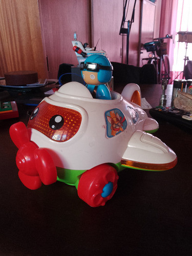 Juguete Musical Avion 0