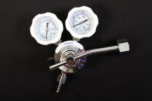 Regulador Para O2 Medicinal Con Dos Manómetros De Presión 0