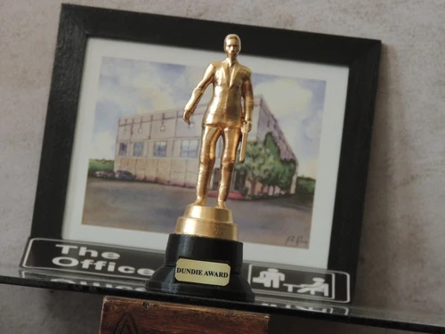 Trofeo 3d Dundie Award The Office Premio Dunder Mifflin 1