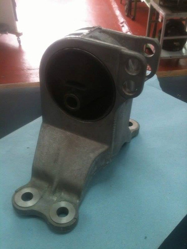 Pata Soporte Motor Mitsubishi 0