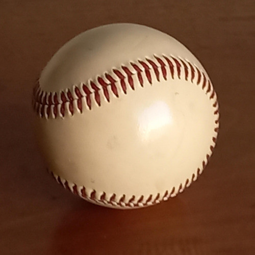 Antigua Pelota De Béisbol De Cuero Cosido 0