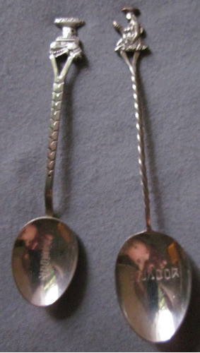 Par De Cucharitas Ecuatorianas Nativas Antiguas De Colección 0
