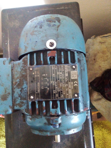 Motor Elétrico Weg 0,16cv 1130 Rpm 440v Flange C Din 0