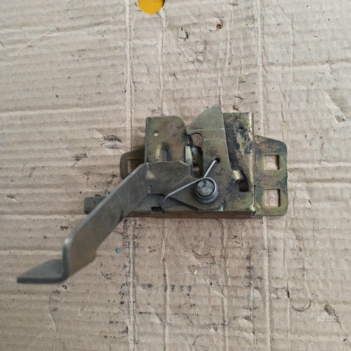 Cerradura De Capot Ford Escort 97+ 1