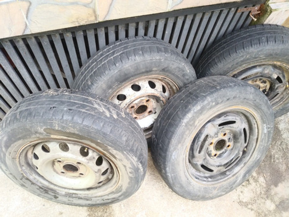 Rueda Rodado 175/70 13, Chinchorro 0 Rueda Rodado 175/70 13, Chinchorro 0