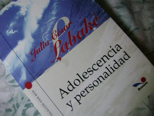 Adolescencia Y Personalidad- Labaké 1